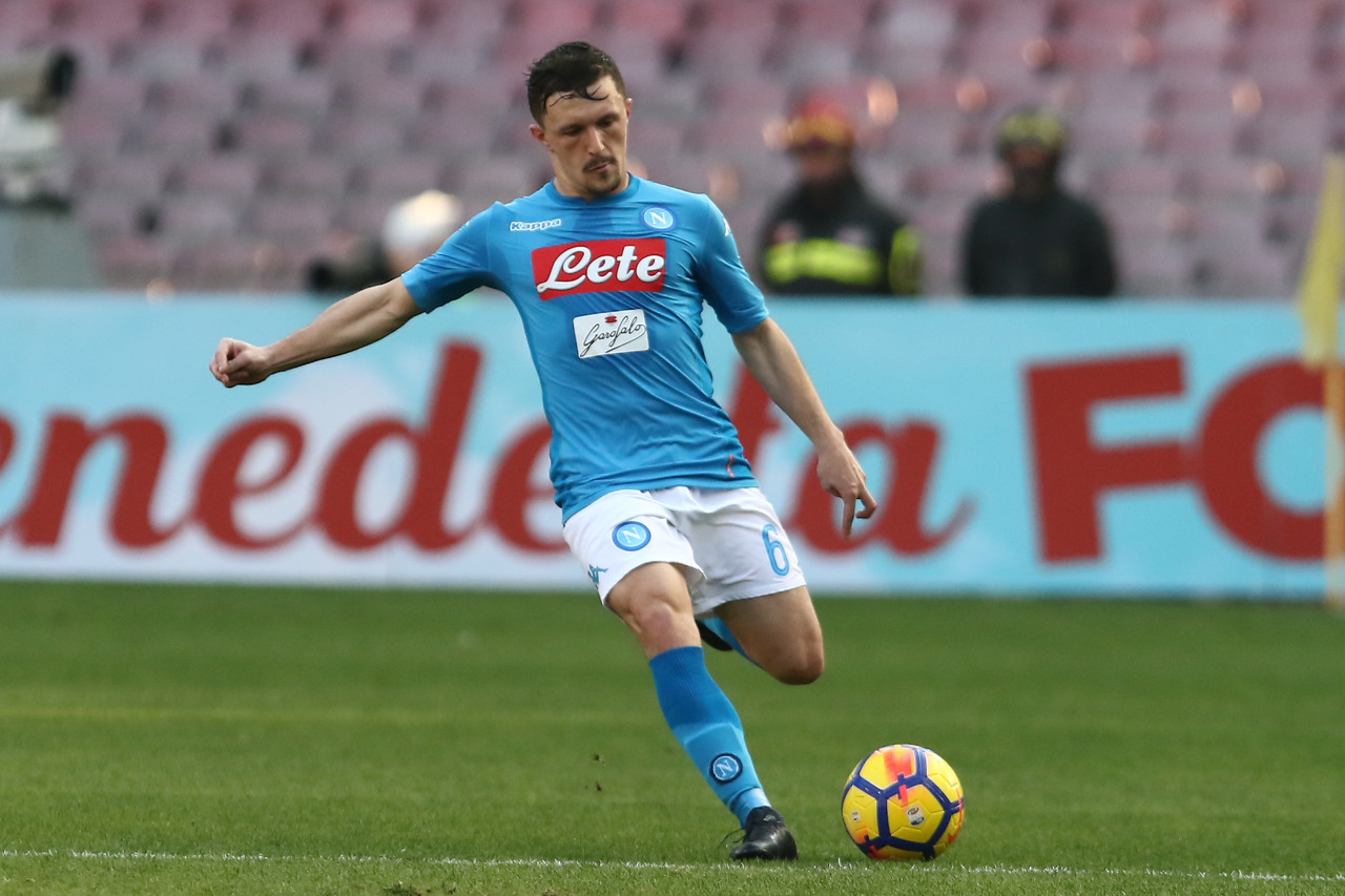 全市场:那不勒斯允许鲁伊参加全队训练,但依然不会派他出场比赛